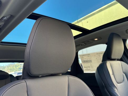 New 2026 Volvo XC60 B5 Core AWD/4WD image 19