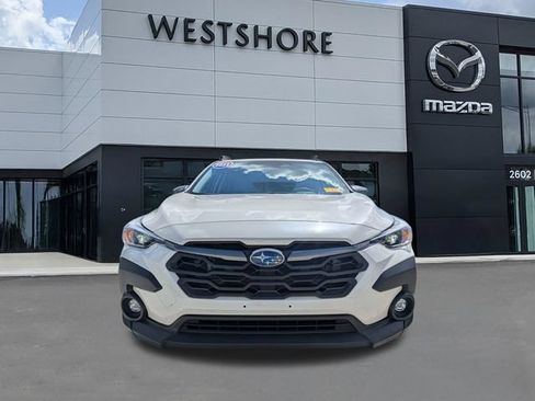 Used 2025 Subaru Crosstrek 2.5i Premium AWD/4WD image 8