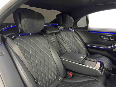 Used 2023 Mercedes-Benz S 580 4MATIC Sedan image 46
