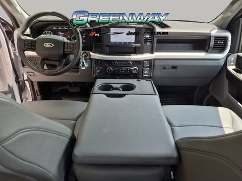 Used 2024 Ford F250 XL w/ XL Off-Road Package AWD/4WD image 8