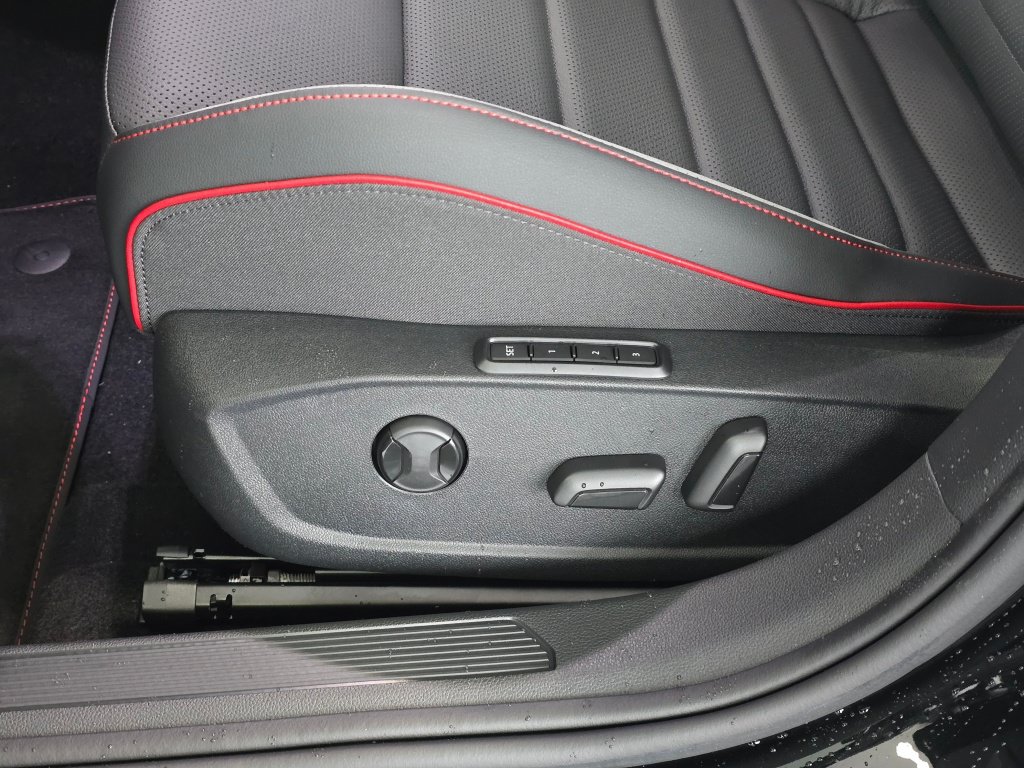 New 2026 Volkswagen GTI Autobahn FWD image 20