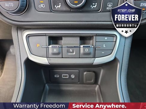 Used 2023 GMC Terrain SLE w/ Driver Convenience Package AWD/4WD image 28