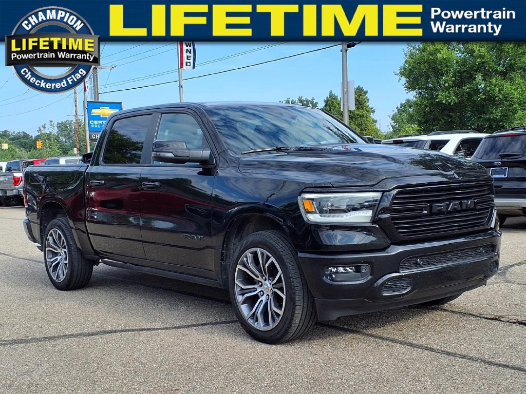 Used 2023 RAM 1500 Laramie AWD/4WD image 3