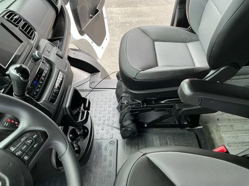 Used 2026 RAM ProMaster 2500 w/ Convenience Group FWD image 23