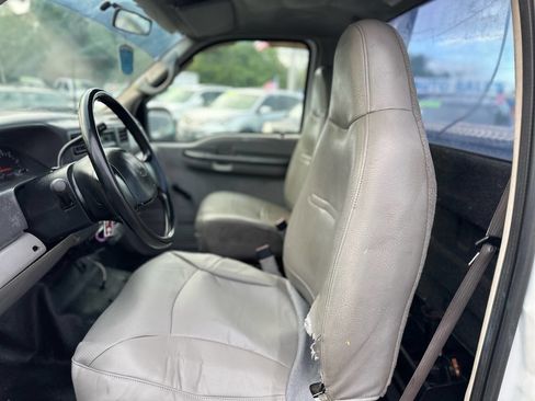 Used 2001 Ford F250 XL image 10