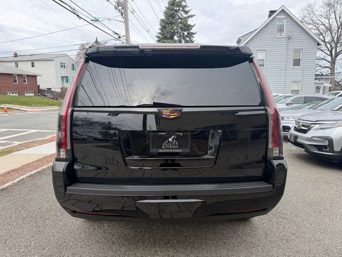 Used 2018 Cadillac Escalade Platinum image 6