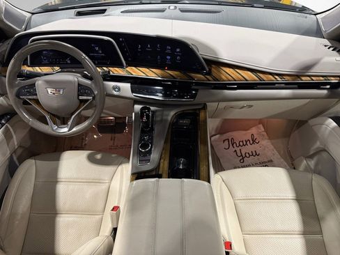 Used 2022 Cadillac Escalade Sport Platinum image 43