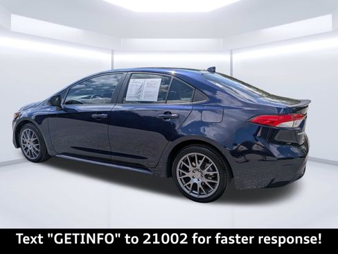 Used 2020 Toyota Corolla LE FWD image 6