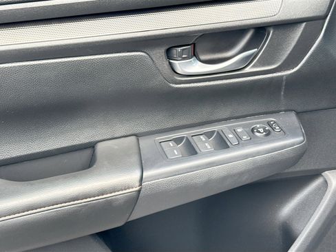 Used 2025 Honda CR-V Sport image 16