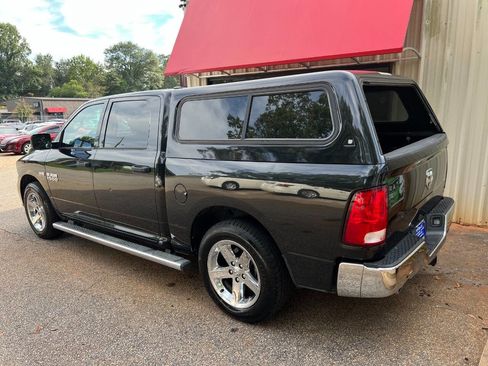 Used 2017 RAM 1500 Express image 6