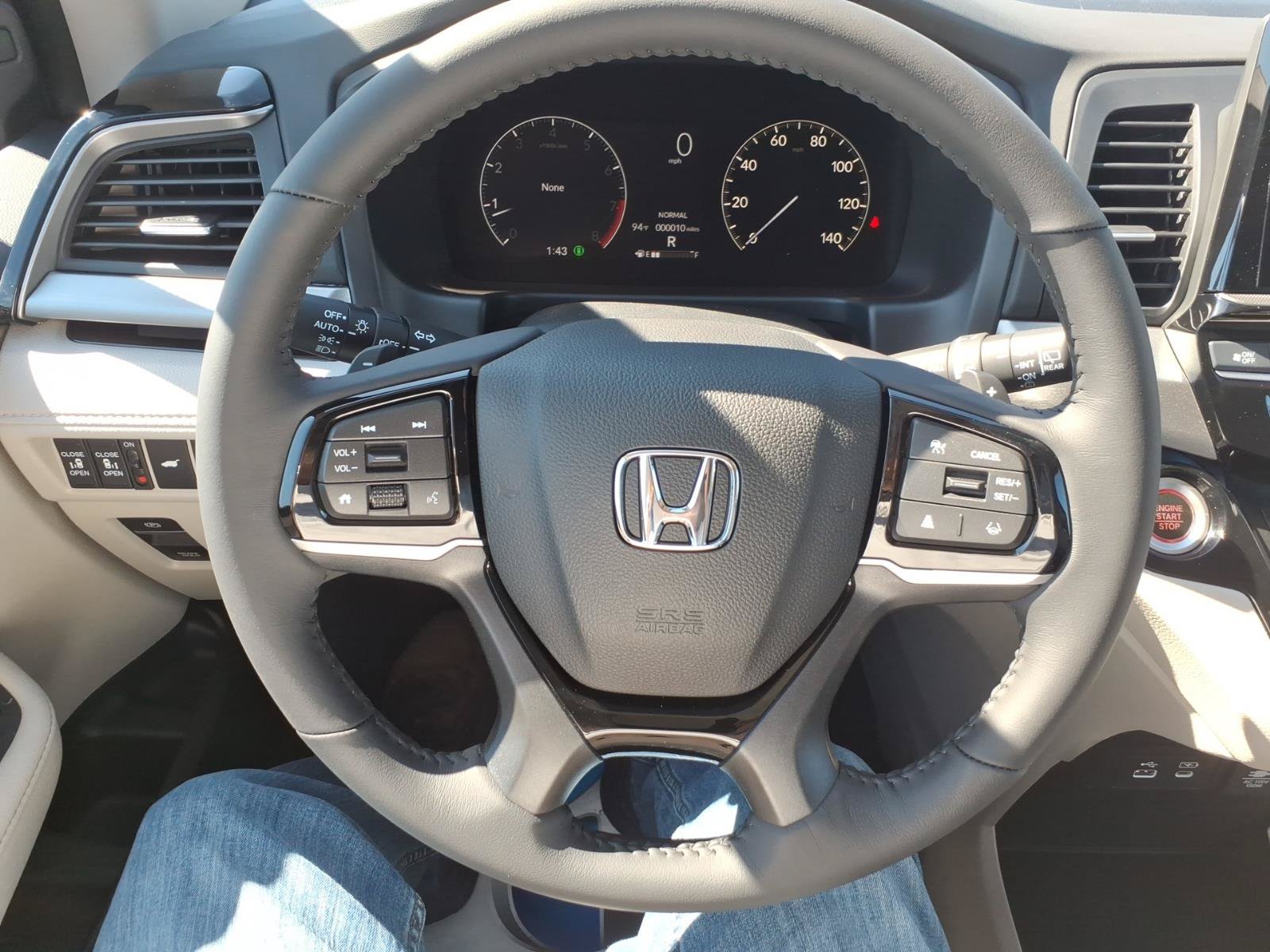 New 2027 Honda Odyssey Touring image 23