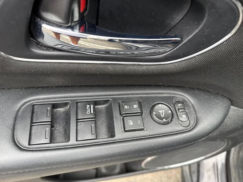 Used 2018 Honda HR-V EX image 16