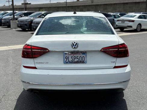 Used 2017 Volkswagen Passat 1.8T SE FWD image 6