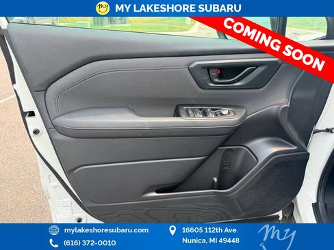 Used 2025 Subaru Forester Premium AWD/4WD image 11