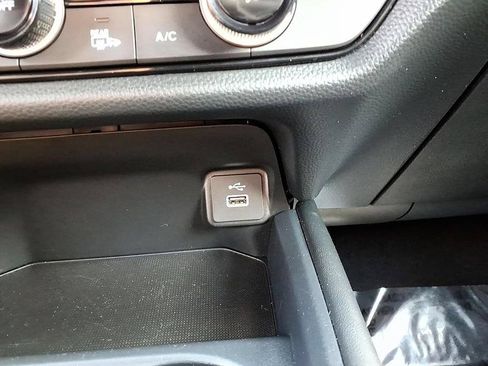 Used 2024 Honda HR-V Sport image 26