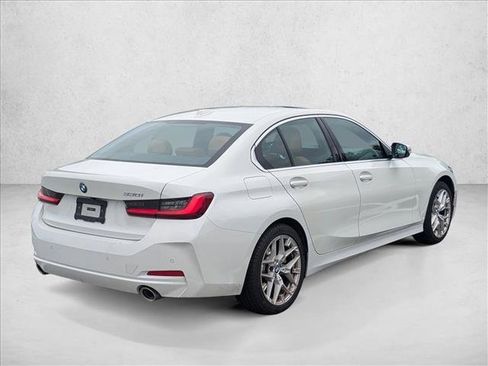 Used 2025 BMW 330i Sedan RWD image 5
