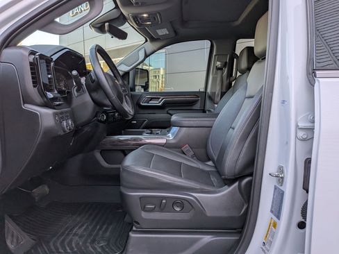 Used 2024 Chevrolet Silverado 3500 LTZ w/ LTZ Plus Package image 25