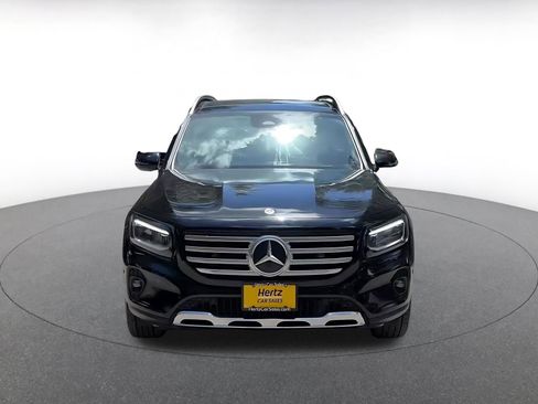Used 2025 Mercedes-Benz GLB 250 image 4