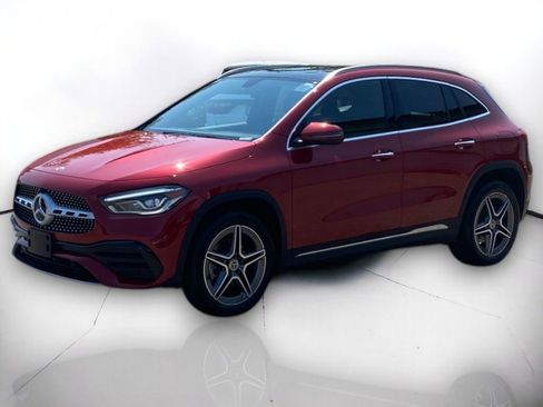 Used 2022 Mercedes-Benz GLA 250 4MATIC image 2