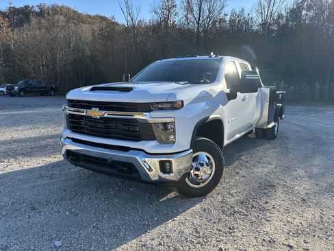 New 2026 Chevrolet Silverado 3500 LT w/ Convenience Package image 10