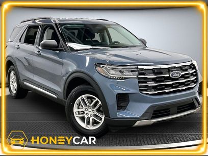 Used 2025 Ford Explorer Active