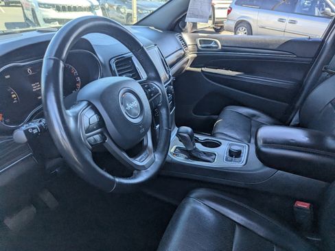 Used 2019 Jeep Grand Cherokee Limited w/ Luxury Group II image 17