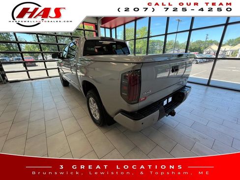 Used 2016 Toyota Tundra SR5 w/ SR5 Upgrade Package AWD/4WD image 3