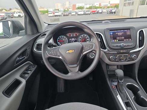 Used 2024 Chevrolet Equinox LS w/ Driver Confidence II Package AWD/4WD image 12
