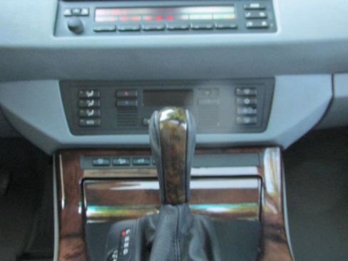 Used 2006 BMW X5 3.0i image 13