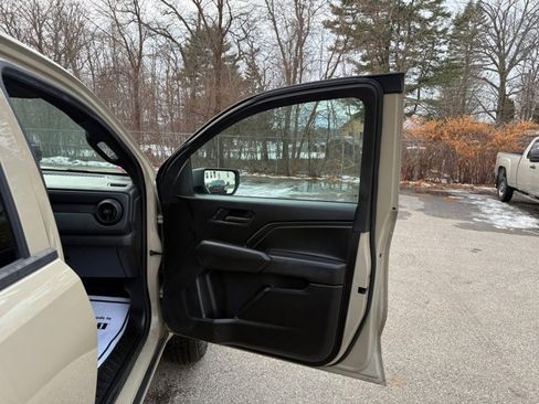 Certified 2024 Chevrolet Colorado Trail Boss w/ Advanced Trailering Package image 28