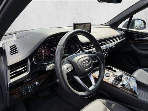 Used 2018 Audi Q7 3.0T Prestige w/ Prestige Package AWD/4WD image 10