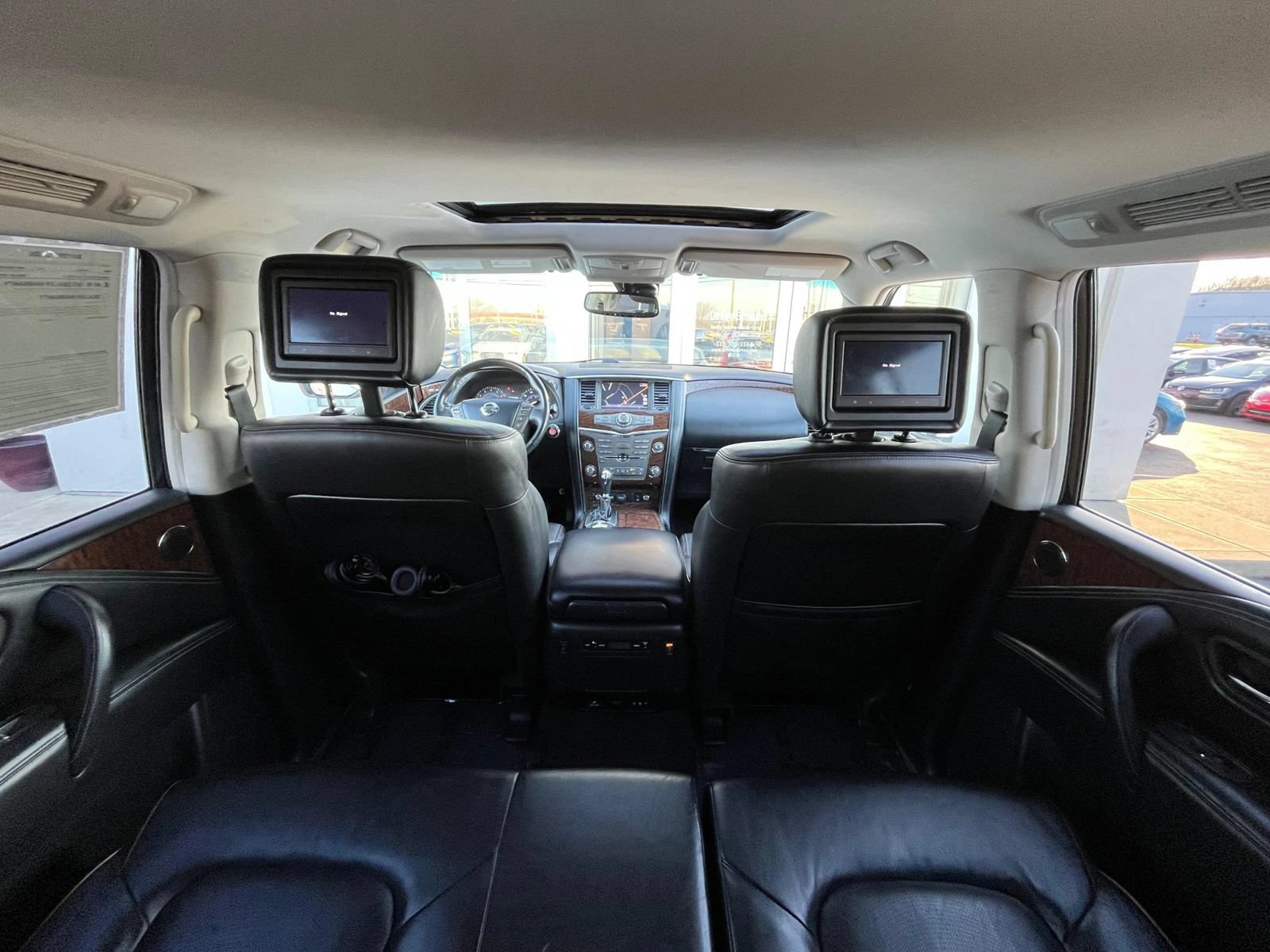 Used 2017 Nissan Armada Platinum AWD/4WD image 35