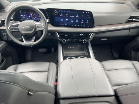 Certified 2025 Chevrolet Suburban Z71 image 15