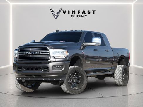 Used 2023 RAM 2500 Laramie image 1