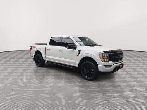 Used 2023 Ford F150 Lariat w/ Max Trailer Tow Package image 40