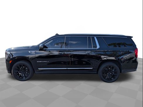Certified 2022 GMC Yukon XL Denali AWD/4WD image 7