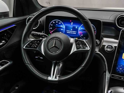 Certified 2025 Mercedes-Benz GLC 300 4MATIC image 15