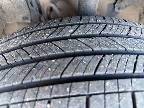 Used 2023 Toyota RAV4 Limited image 7