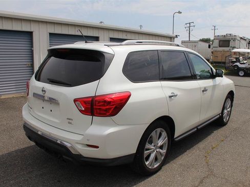 Used 2018 Nissan Pathfinder SL w/ SL Premium Package AWD/4WD image 5
