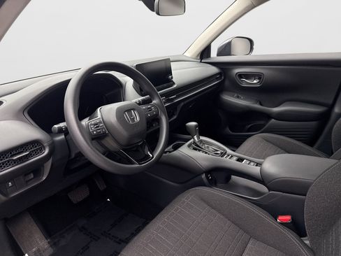 Used 2024 Honda HR-V LX image 10