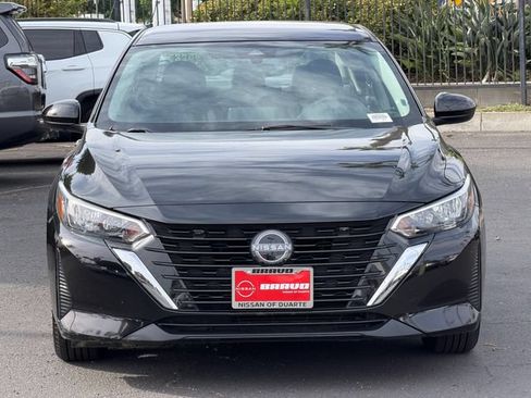 Used 2024 Nissan Sentra SV FWD image 2