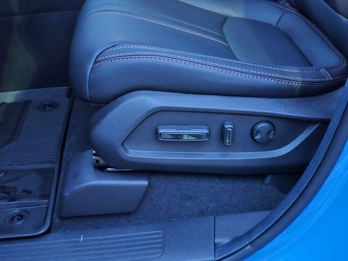 Certified 2025 Honda Pilot TrailSport image 13