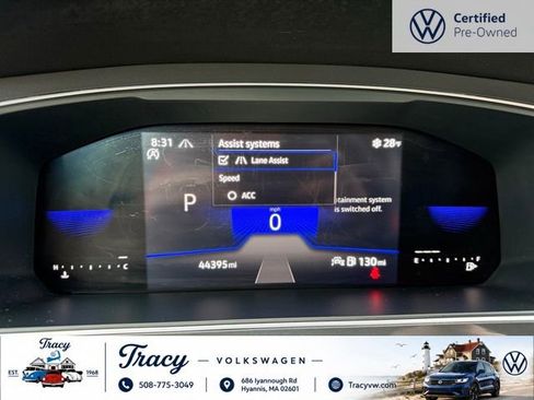Certified 2023 Volkswagen Tiguan SE w/ Panoramic Sunroof Package AWD/4WD image 18