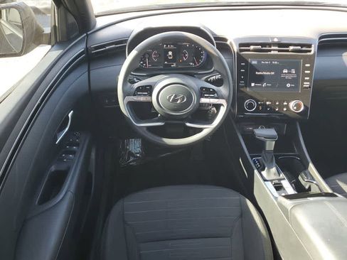 Used 2024 Hyundai Santa Cruz SE image 13