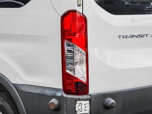 Used 2018 Ford Transit 350 XLT image 11