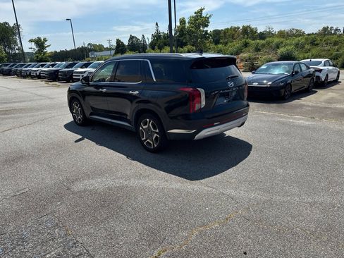 Used 2024 Hyundai Palisade Limited FWD image 3