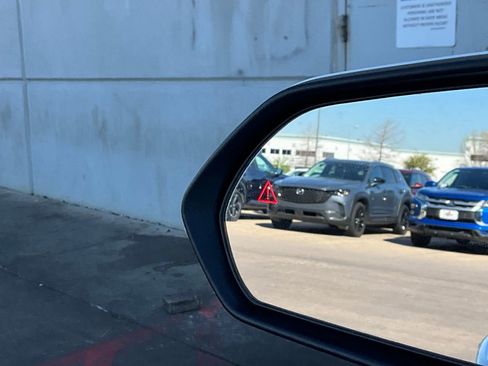 Used 2025 Kia K4 LXS image 19