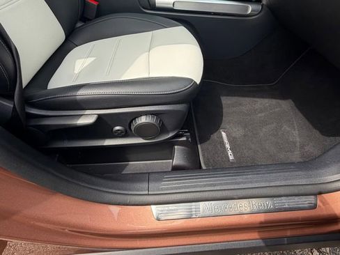 Used 2022 Mercedes-Benz GLB 250 4MATIC image 20