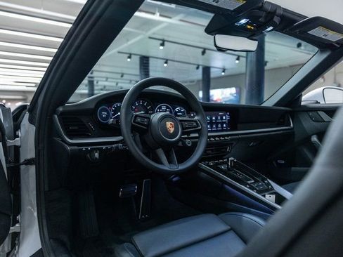 Certified 2024 Porsche 911 Carrera w/ Premium Package RWD image 4