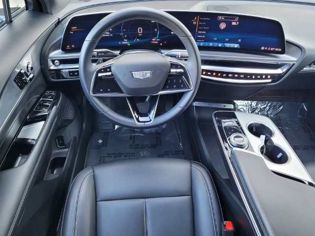 Certified 2024 Cadillac Lyriq Tech RWD image 16